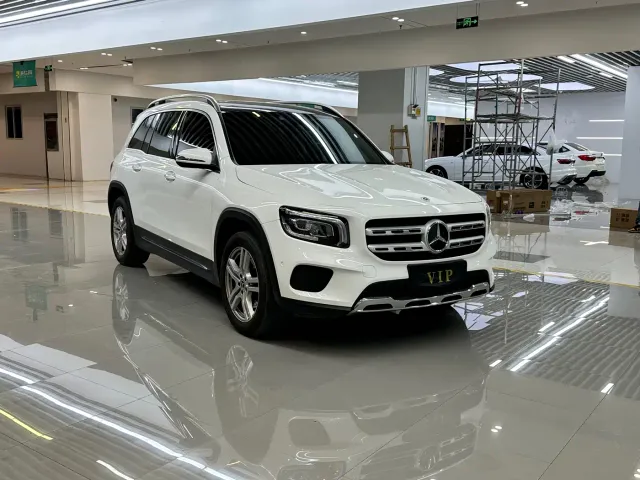Mercedes-Benz GLB-Class — Фото автомобиля 3