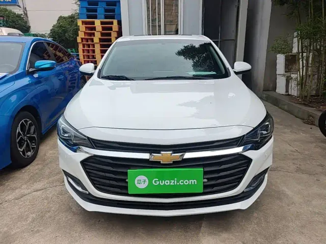 Chevrolet Monza — Фото автомобиля 2