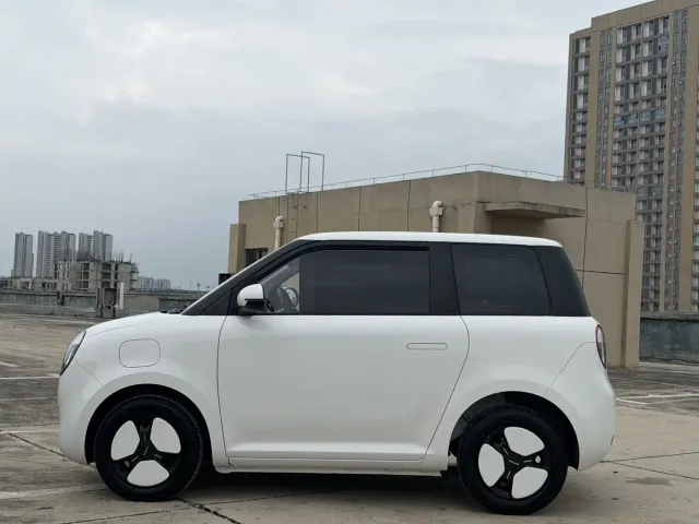 Changan Lumin — Фото автомобиля 12