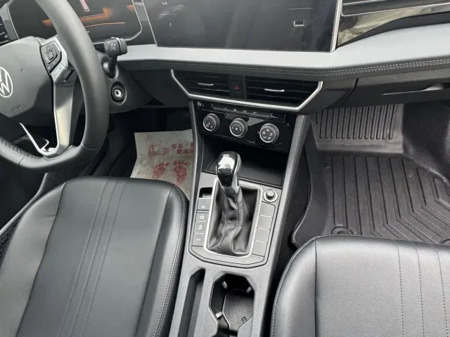 Volkswagen Sagitar — Фото автомобиля 7