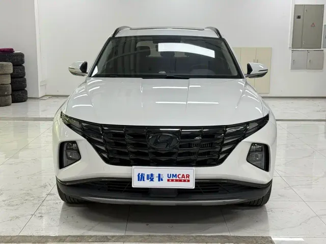 Hyundai Tucson — Фото автомобиля 2