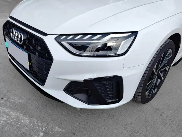 Audi A4L — Фото автомобиля 4