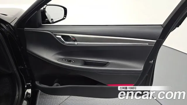 Hyundai Grandeur Новый Grandeur IG — Фото автомобиля 24