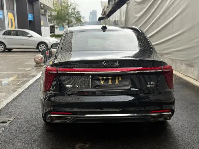 Hongqi H5 — Фото автомобиля 7