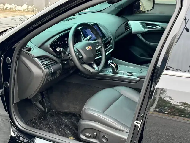 Cadillac CT5 — Фото автомобиля 4