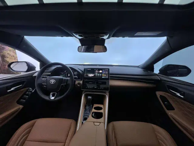 Toyota Avalon — Фото автомобиля 25