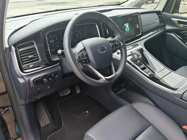 GAC Trumpchi M8 — Фото автомобиля 15