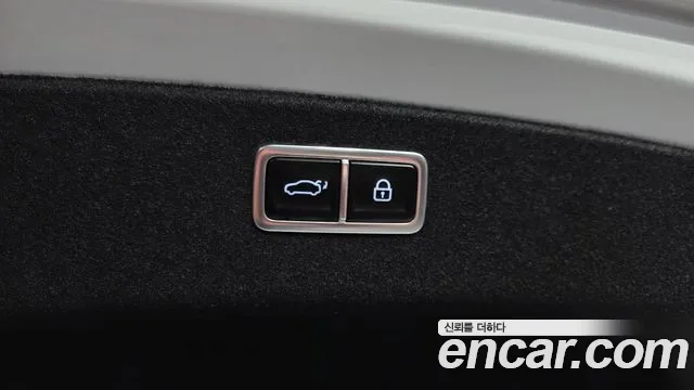 Genesis G80 Бензин 2.5 турбо AWD — Фото автомобиля 17