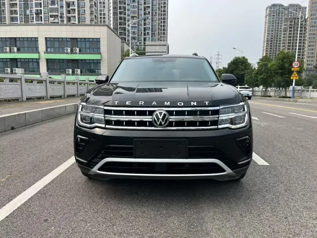 Volkswagen Teramont 2023 330TSI FWD Premium Luxury Edition — Фото автомобиля 2