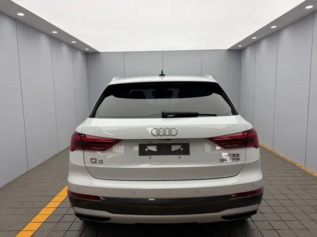 Audi Q3 — Фото автомобиля 5