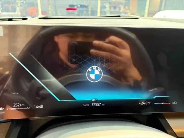 BMW 5 Series — Фото автомобиля 6
