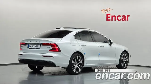 Volvo S60 3rd Gen — Фото автомобиля 2