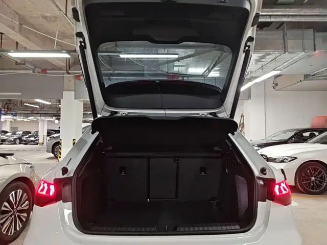 Audi Audi A3 2022 Sportback 35 TFSI Style Elegance — Фото автомобиля 18