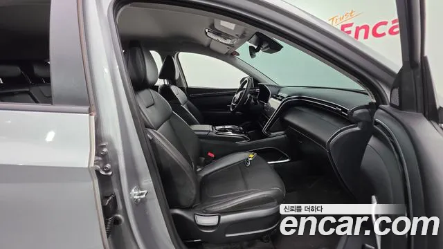 Hyundai Tucson Tucson (NX4) Дизель 2.0 2WD — Фото автомобиля 10