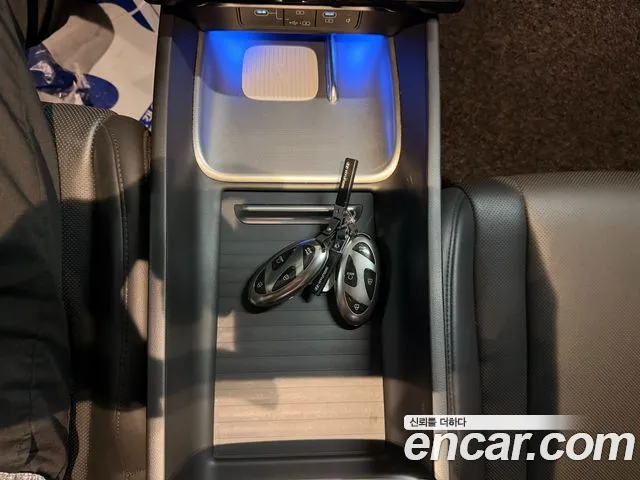 Hyundai Grandeur Grandeur (GN7) 2.5 Бензин 2WD — Фото автомобиля 10
