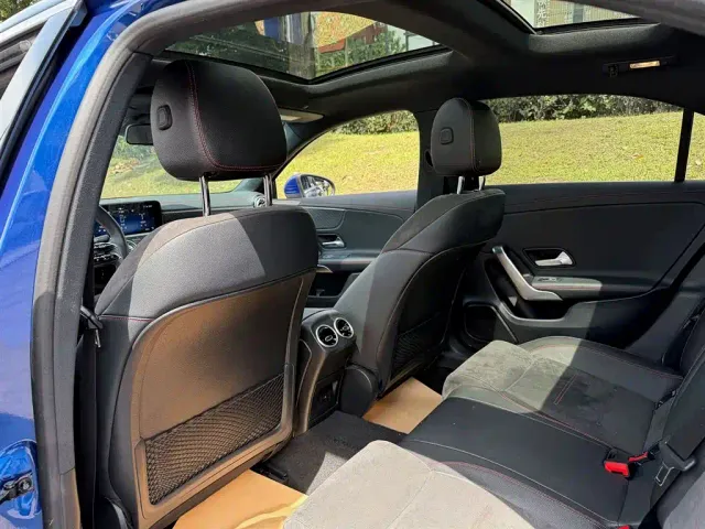 Mercedes-Benz A-Class — Фото автомобиля 9