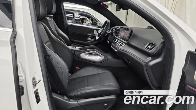 Mercedes-Benz GLE-Class — Фото автомобиля 16