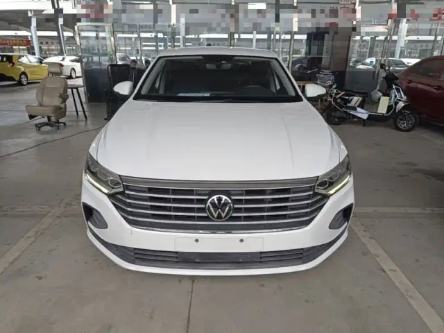 Volkswagen Lavida — Фото автомобиля 2