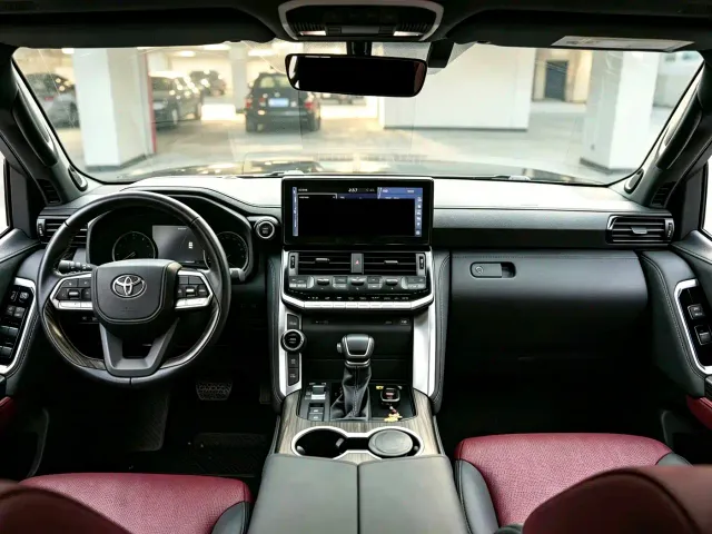 Toyota Land Cruiser — Фото автомобиля 3