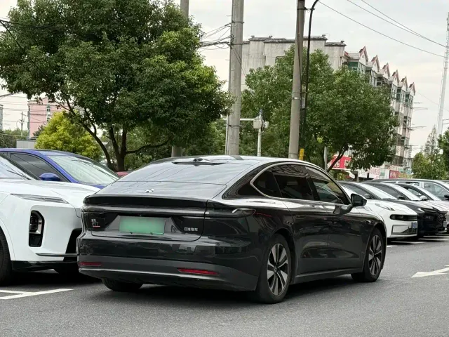 Nio ET7 — Фото автомобиля 6