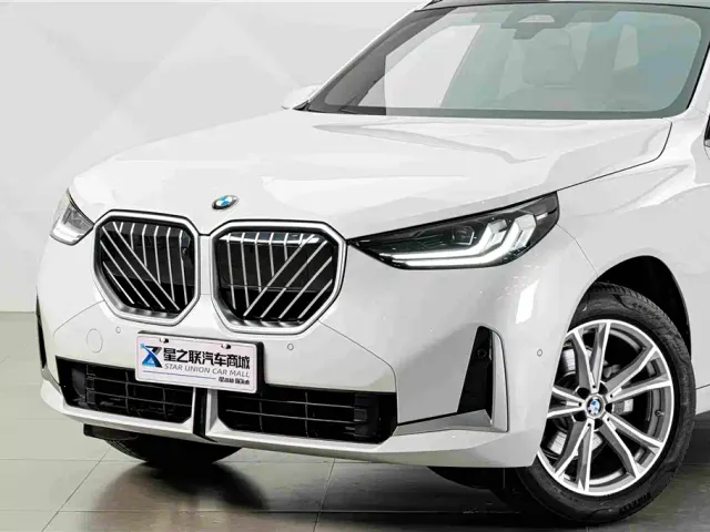 BMW X3 — Фото автомобиля 2