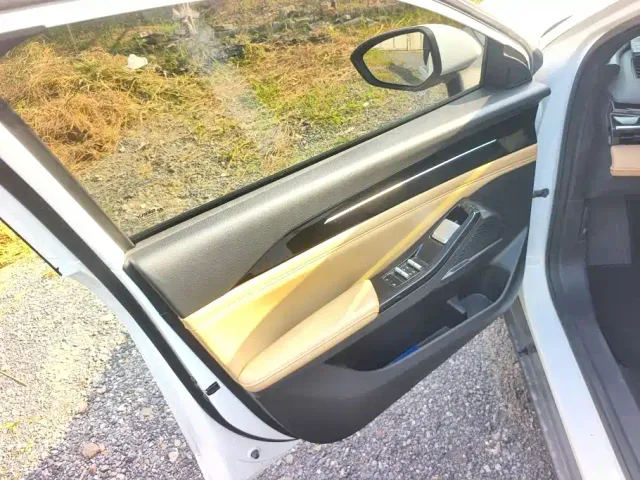 Geely Galaxy L6 — Фото автомобиля 7