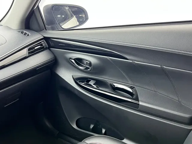 Toyota YARiS L Zhi Xuan — Фото автомобиля 18