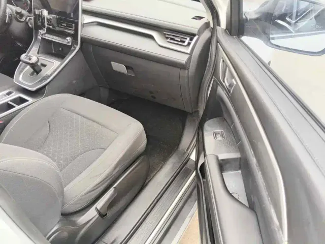 Haval M6 — Фото автомобиля 13