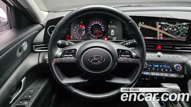 Hyundai AVANTE Avante (CN7) — Фото автомобиля 13