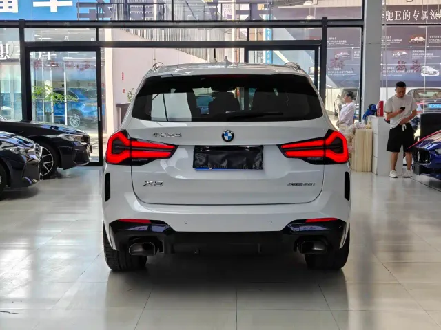 BMW X3 — Фото автомобиля 11