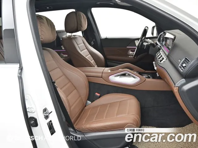 Mercedes-Benz GLS-Class — Фото автомобиля 10