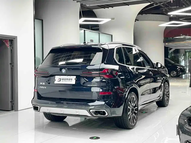 BMW X5 — Фото автомобиля 12