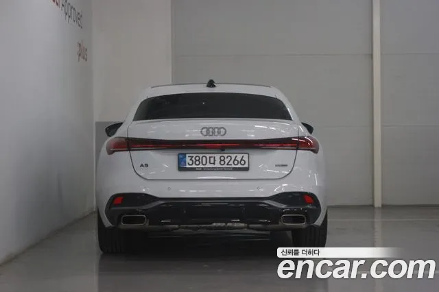 Audi A5 40 TFSI quattro S Line — Фото автомобиля 4