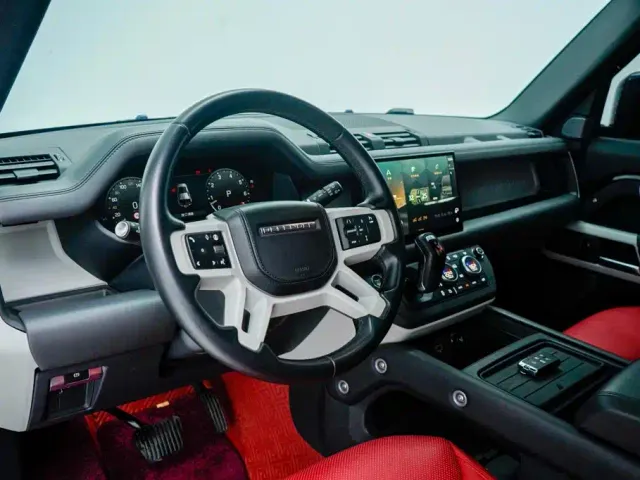 Land Rover Defender — Фото автомобиля 19
