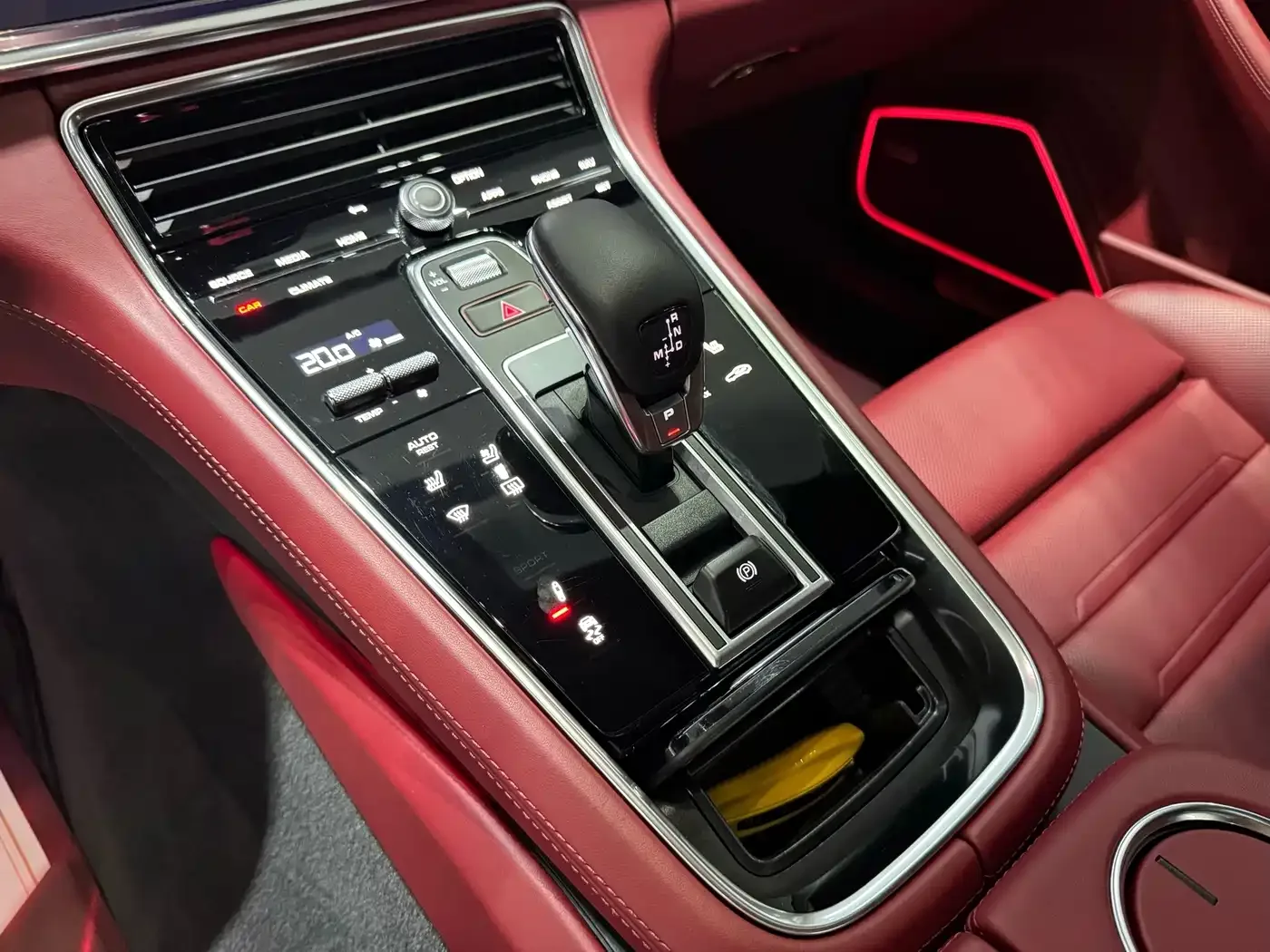 Porsche Panamera 2021 Model Panamera 2.9T — Фото автомобиля 11