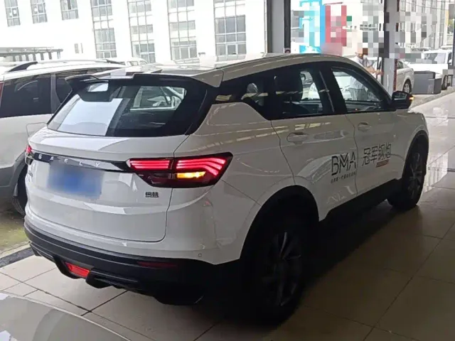 Geely Binyue 2025 1.5L CVT Super Edition MAX — Фото автомобиля 6