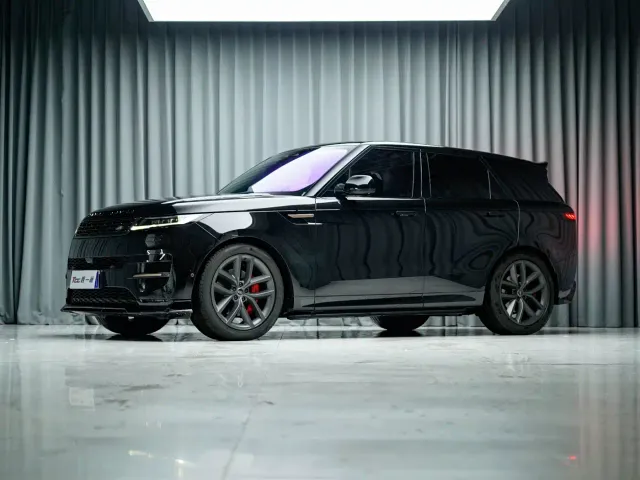 Land Rover Range Rover Sport — Фото автомобиля 2