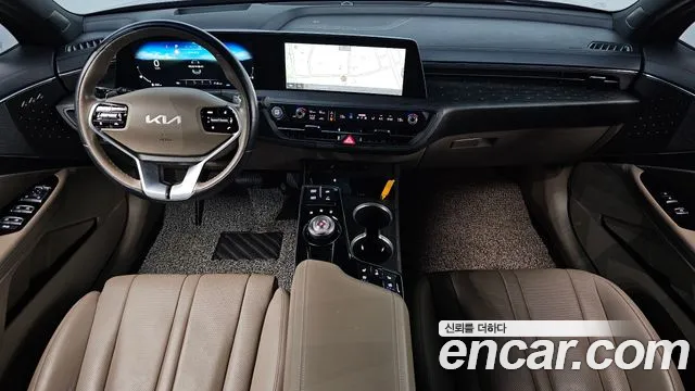 Kia K8 — Фото автомобиля 10