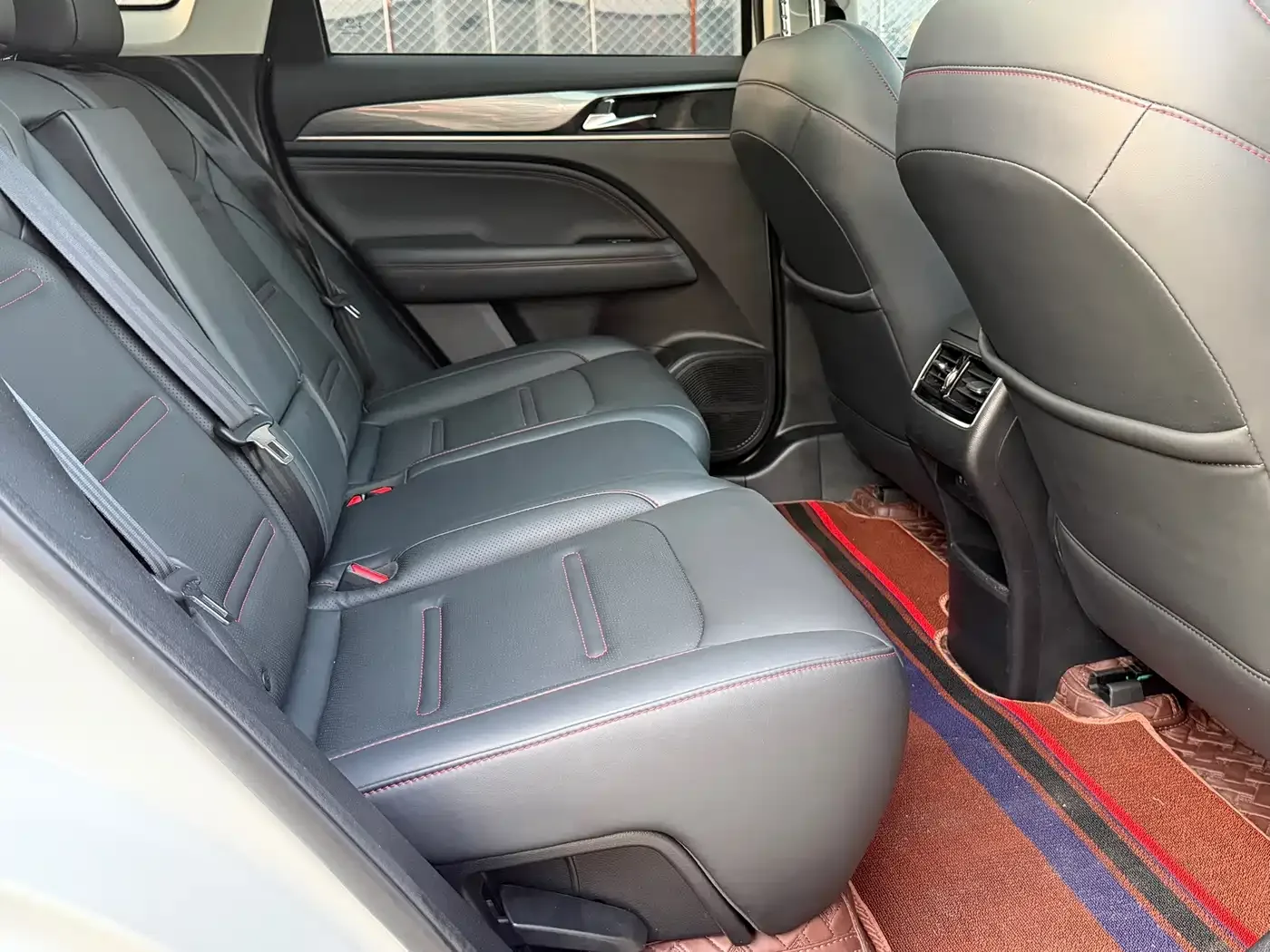 GAC Trumpchi Trumpchi GS4 PLUS 2021 270T Automatic Galaxy Edition — Фото автомобиля 7