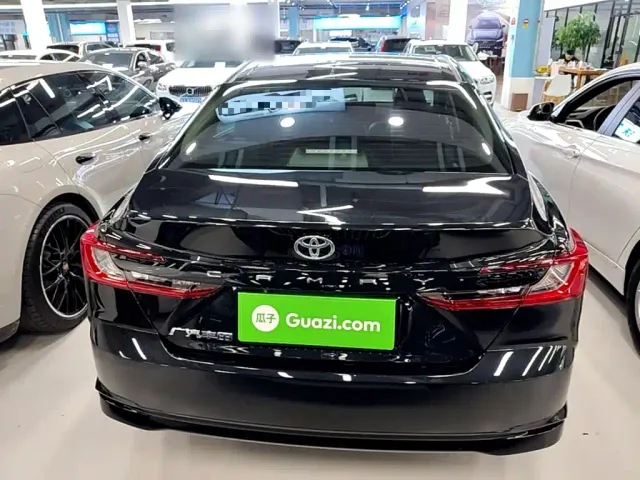 Toyota Camry — Фото автомобиля 5
