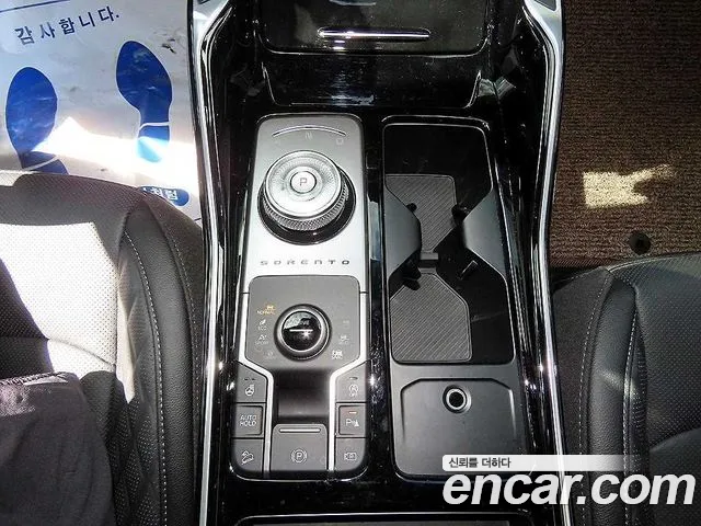 Kia Sorento Новый Sorento 4 поколение Бензин 2.5T 4WD — Фото автомобиля 9