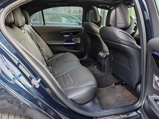 Mercedes-Benz C-Class — Фото автомобиля 6