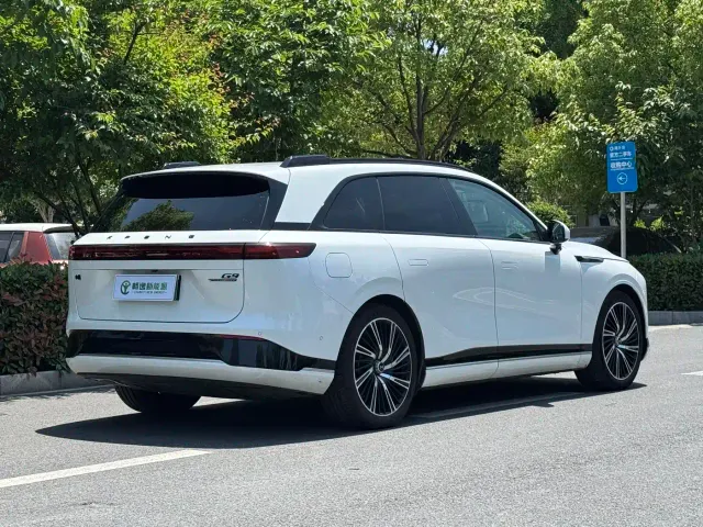 Xpeng G9 — Фото автомобиля 3