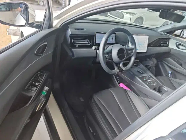 BYD Seal 06 — Фото автомобиля 15