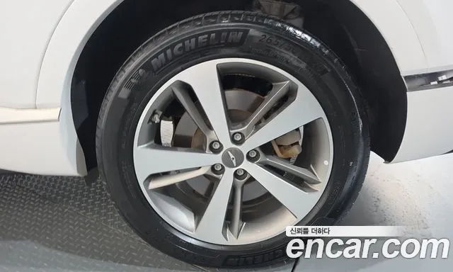Genesis GV80 — Фото автомобиля 6