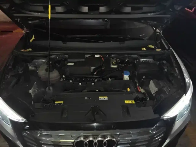 Audi Q5 e-tron — Фото автомобиля 10