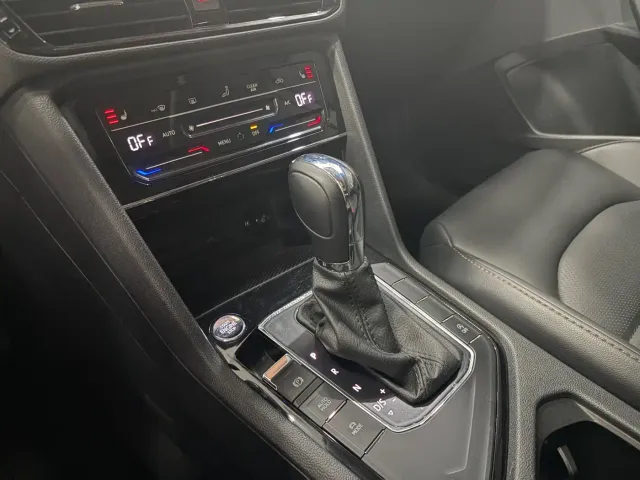 Volkswagen Tharu — Фото автомобиля 12