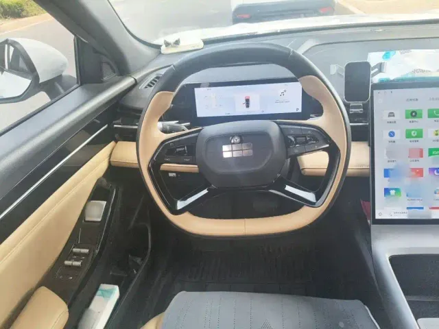 Geely Galaxy L6 — Фото автомобиля 2