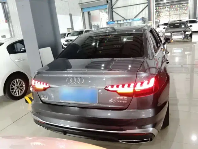Audi A4L — Фото автомобиля 5