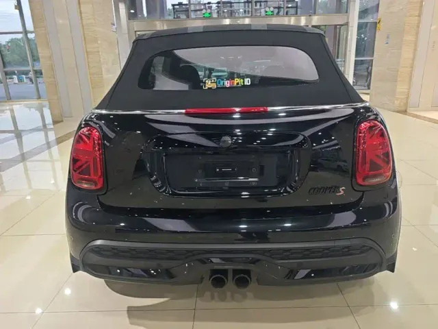 MINI Hatch — Фото автомобиля 3